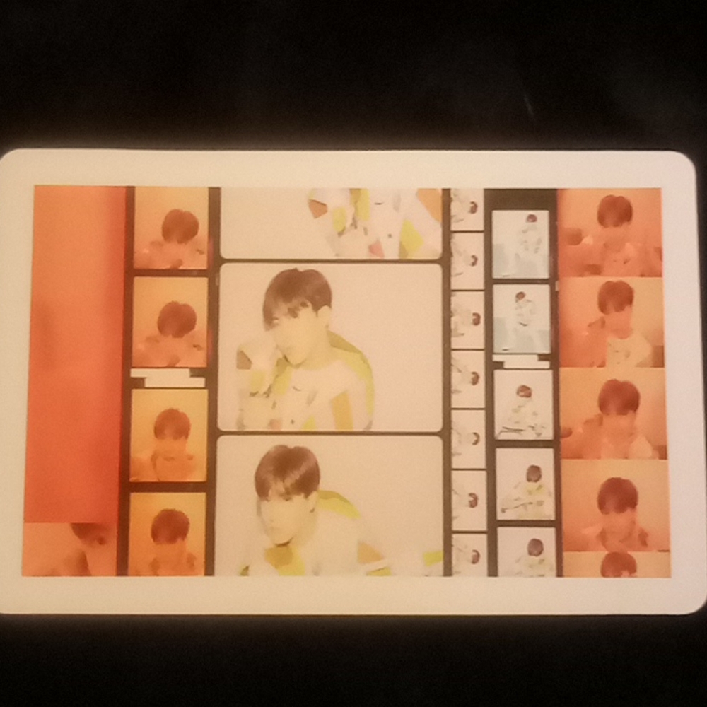 J-Hope Photocards - Picture 3 of 7